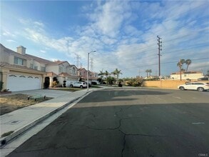 Building Photo - 7547 Bellingham Ave