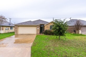 Building Photo - 417 Emerald Ridge Dr
