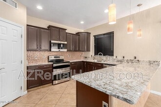 Building Photo - 8721 E Lomita Cir