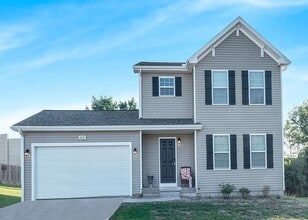 Building Photo - 10841 Carmen Oak Dr SE