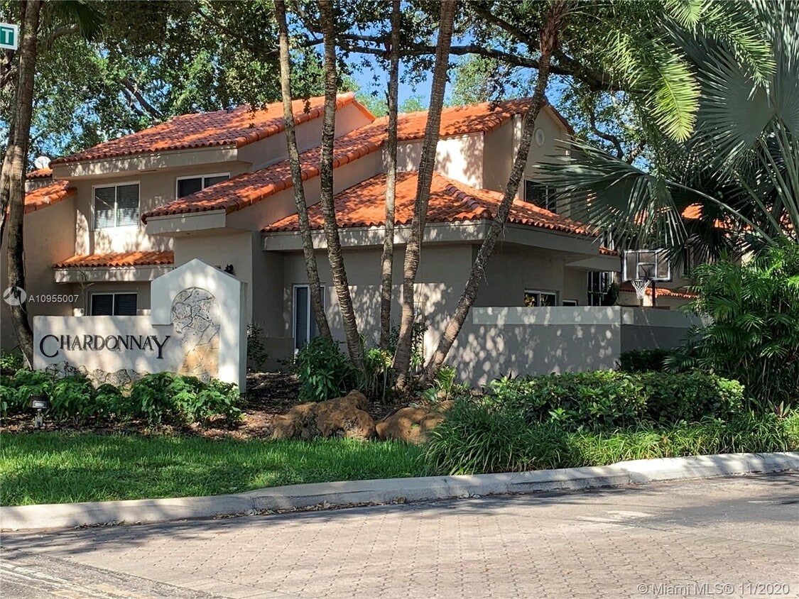 Primary Photo - 10983 SW 75th St