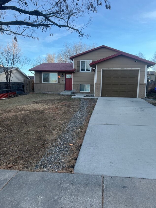 Photo - 2025 Broman Ct (Colorado Springs, CO)