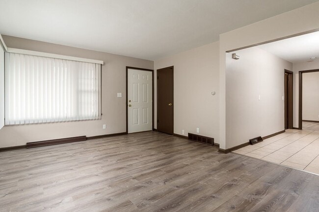 Building Photo - 3220/3222 Darwood Drive