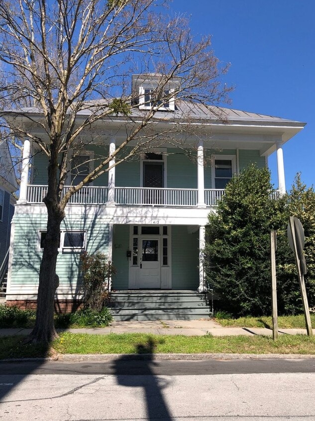 Primary Photo - 412 Johnson St