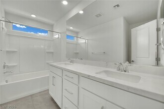 Building Photo - 7805 Bethel Hts Ln