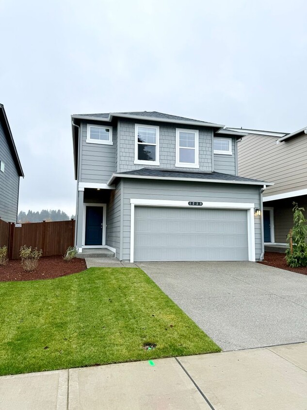 Primary Photo - 4 bedroom brand new house in Bremerton.