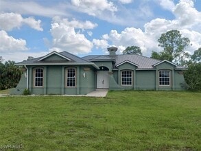 Building Photo - 120 18th Ave NE