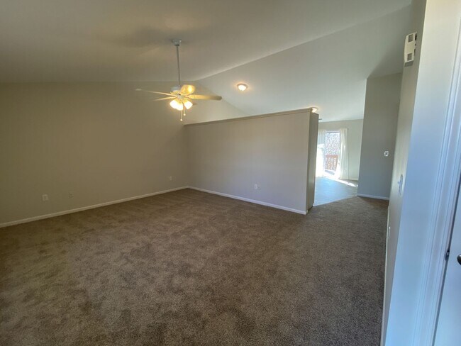Building Photo - Newly Renovated 3 Bedroom 2 Bathroom Ranch...