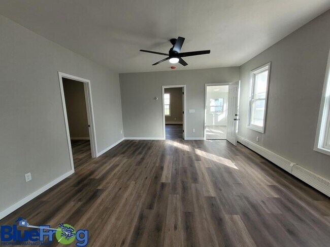Foto del edificio - 631 W 10th Ave