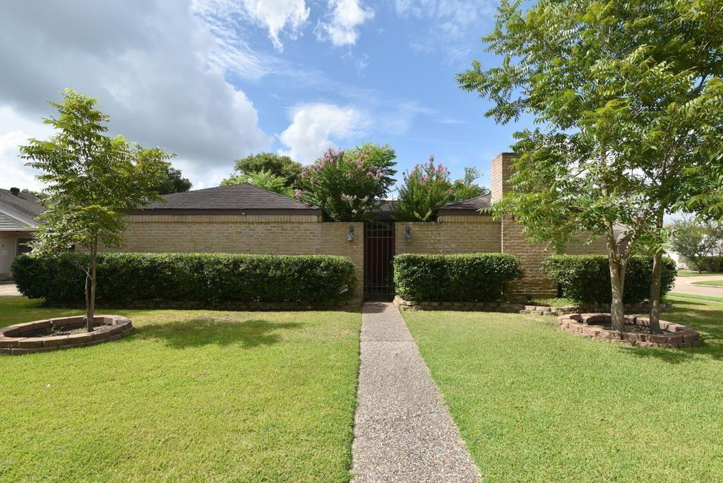 Primary Photo - 15931 Heron Gate Dr