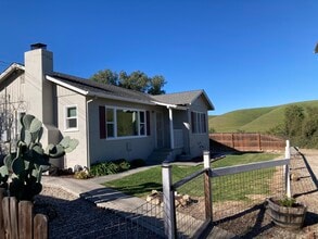 Building Photo - 76955 Indian Valley Rd