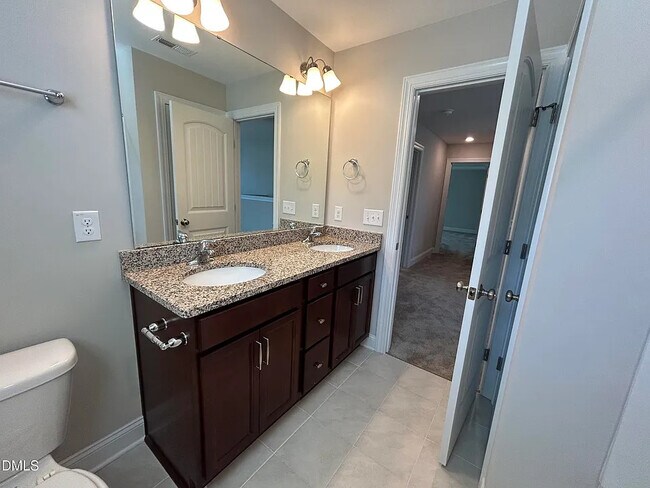 Building Photo - 59 Cliffview Dr