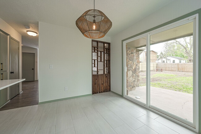 Building Photo - 1626 NW 45th St