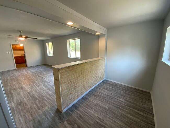 Foto del edificio - 624 Grant St