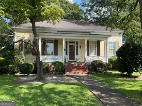 Building Photo - 992 Tatnall St
