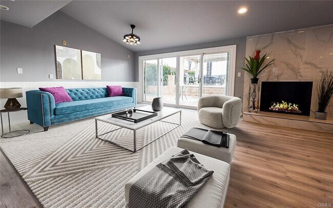 Foto del edificio - 5706 Wallis Lane, Los Angeles, CA 91367 - ...