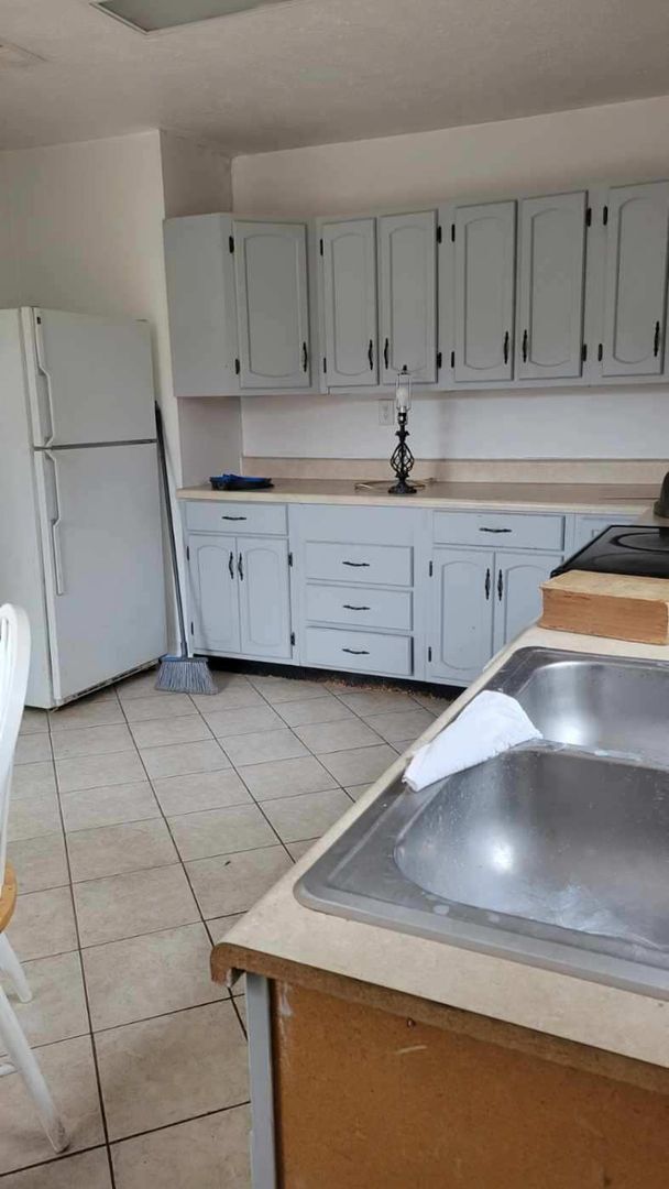 Photo - 2/1 Duplex for rent House