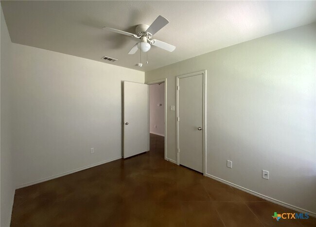 Foto del edificio - 6408 Temora Loop