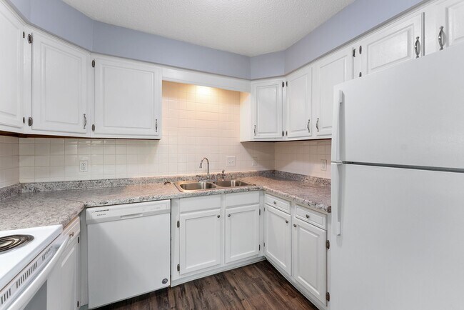 Foto del edificio - 3201-3207 Schuetzen Ln