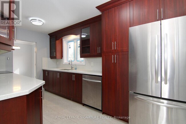 Photo du bâtiment - 441 Brimorton Dr