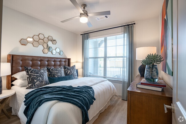 1BR-1BA-743SF-Bedroom - The Isla