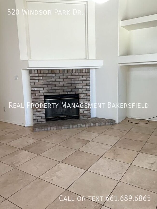 Building Photo - 520 Windsor Park Dr
