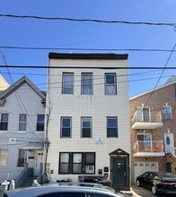 Building Photo - 62 Wales Ave