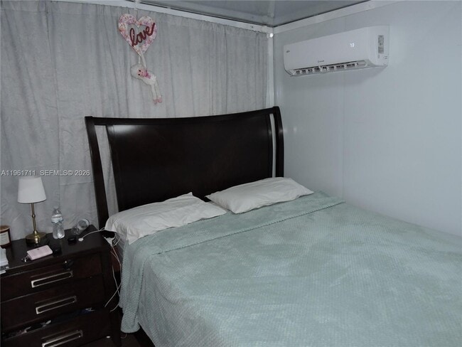 Foto del edificio - 551 E 39th St