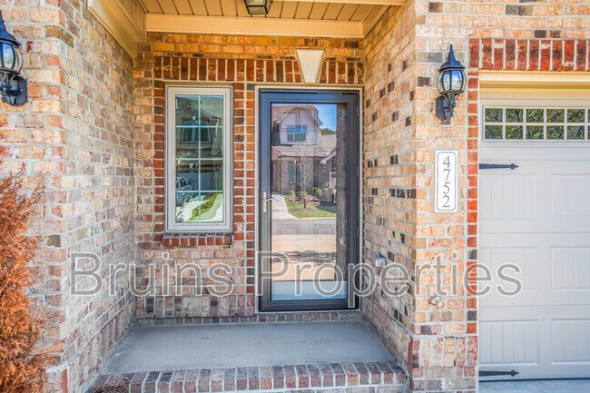 Foto del edificio - 4752 Willowstone Dr