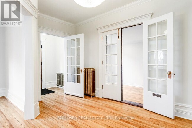 Photo du bâtiment - 724 Echo Dr