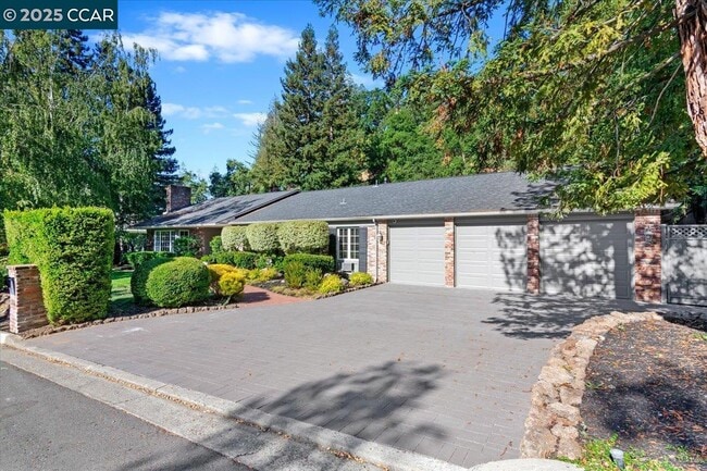 Building Photo - 539 Dalewood Dr
