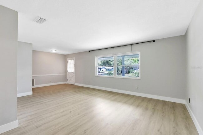 Photo - 3326 Young St House