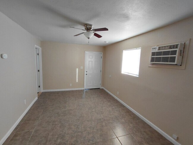 Foto del edificio - 206-212 B St