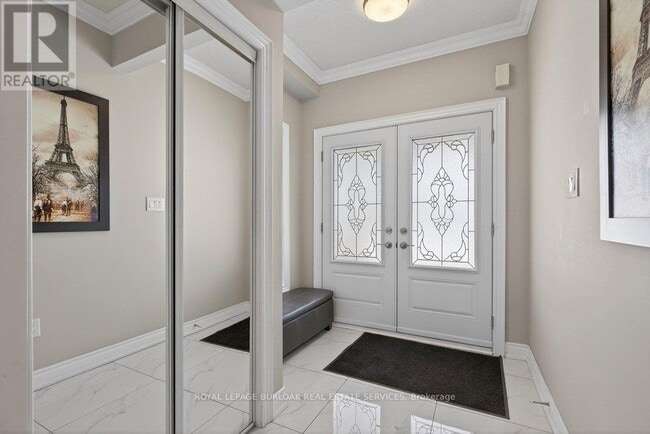 Building Photo - 5463 Blue Spruce Ave