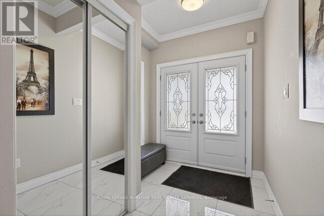 Photo du bâtiment - 5463 Blue Spruce Ave