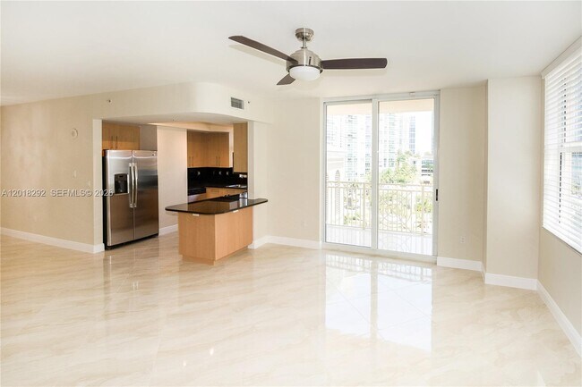 Foto del edificio - 511 SE 5 Ave