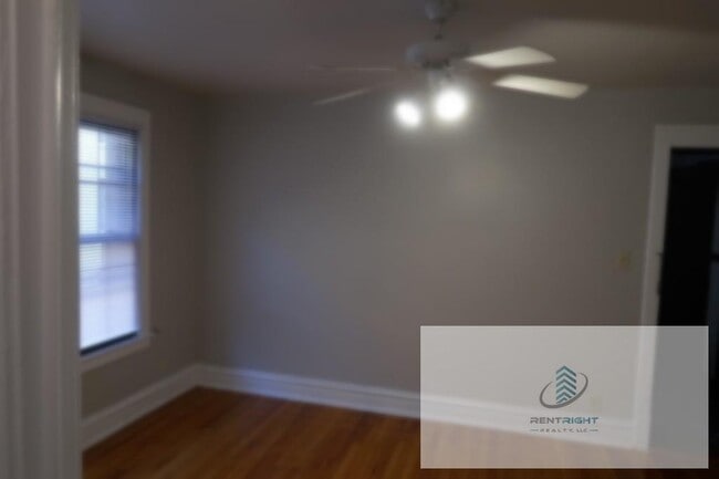 Building Photo - 2617 W Gunnison St