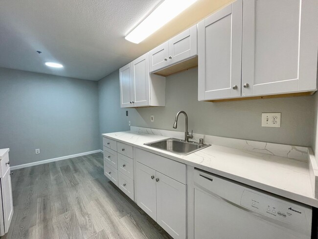 Foto del edificio - Rohnert Park: $2799  Lower Level 3 Bed/2 B...