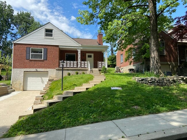 Foto del edificio - 57 Burdsall Ave