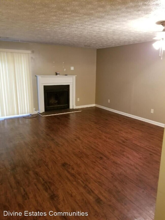 Building Photo - 2 br, 2.5 bath House - 1022 Thornewood Lane