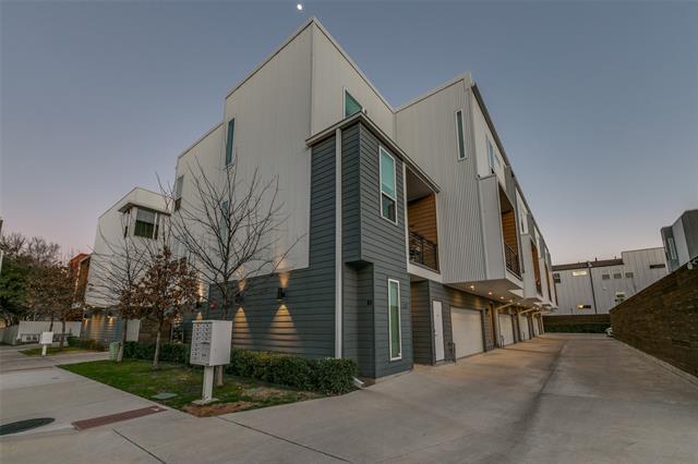 Building Photo - 3812 San Jacinto St