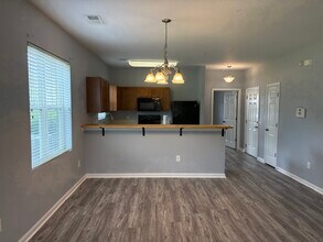 Building Photo - 374 Kiskadee Loop