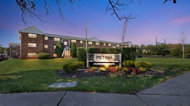 Foto del edificio - Petoni Apartments