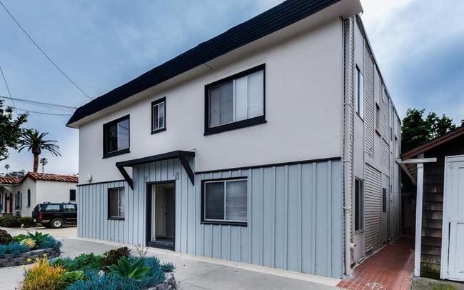 Street view of building - 308 Ruby St