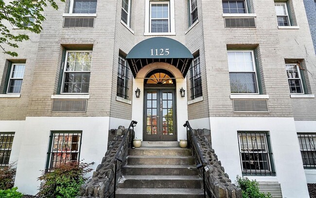 Building Photo - 1125 Maryland Ave NE