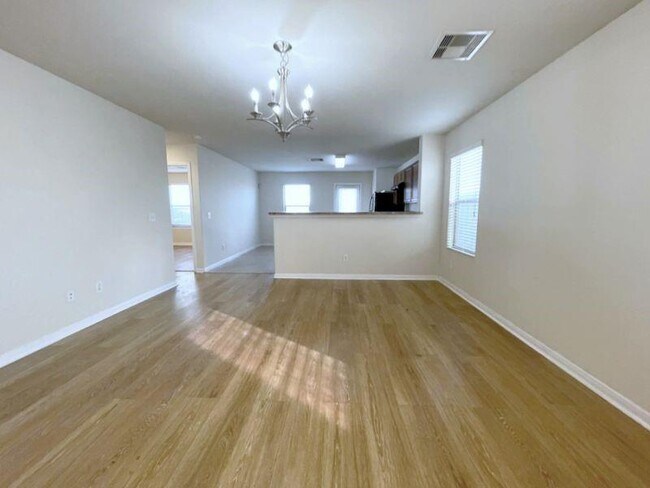 Building Photo - 1715 Ramsay Way