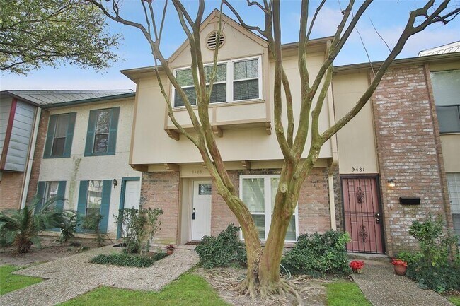 Foto del edificio - 9483 Fondren Rd