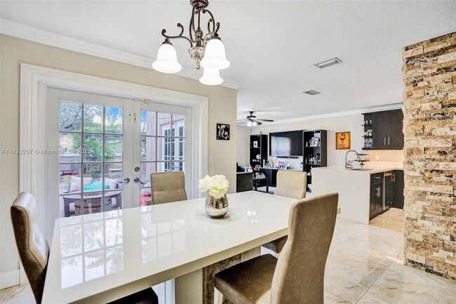 Foto del edificio - 9236 NW 54th St