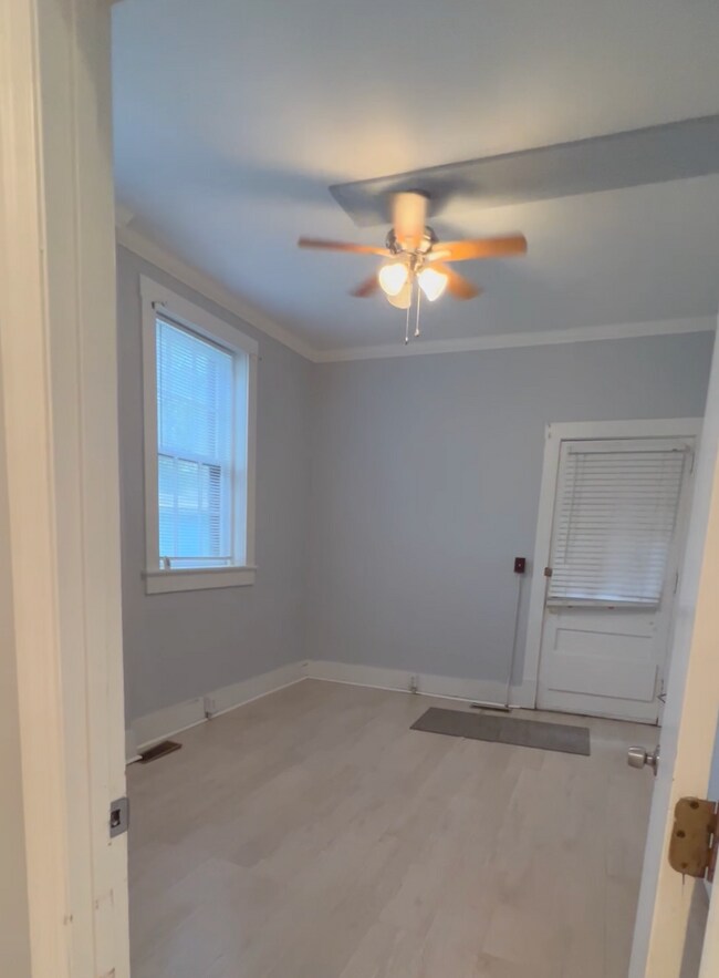 Bedroom 2 - 102 Vine St