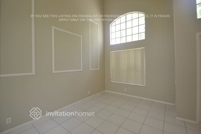 Building Photo - 6331 NW 80th Dr